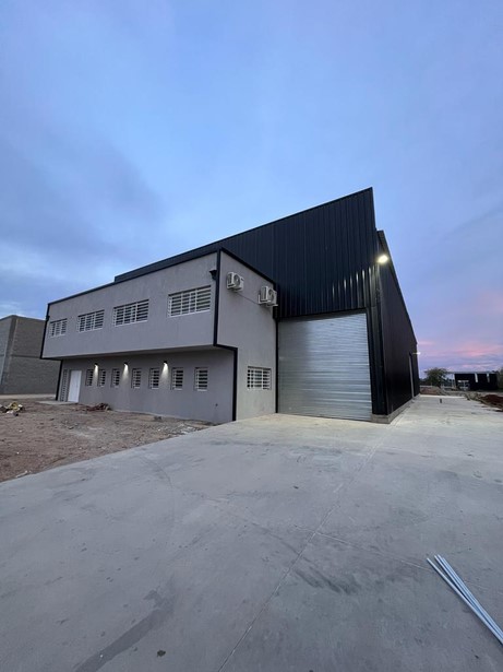 Naves industriales, Marcos Paz